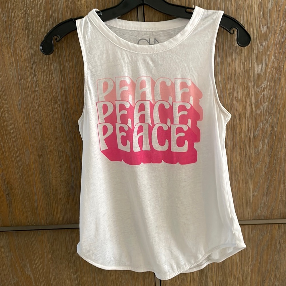 Chaser scoop, neck, short sleeve tee top size small